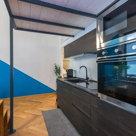 The Library Loft In Crocetta By Wonderful Italy *